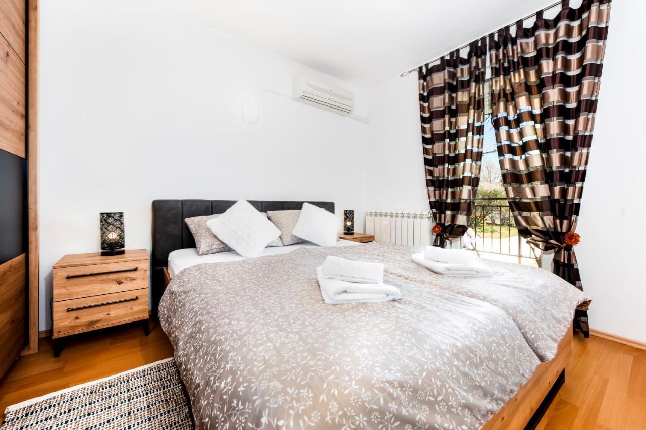 Lea'S Apartment روفينج المظهر الخارجي الصورة